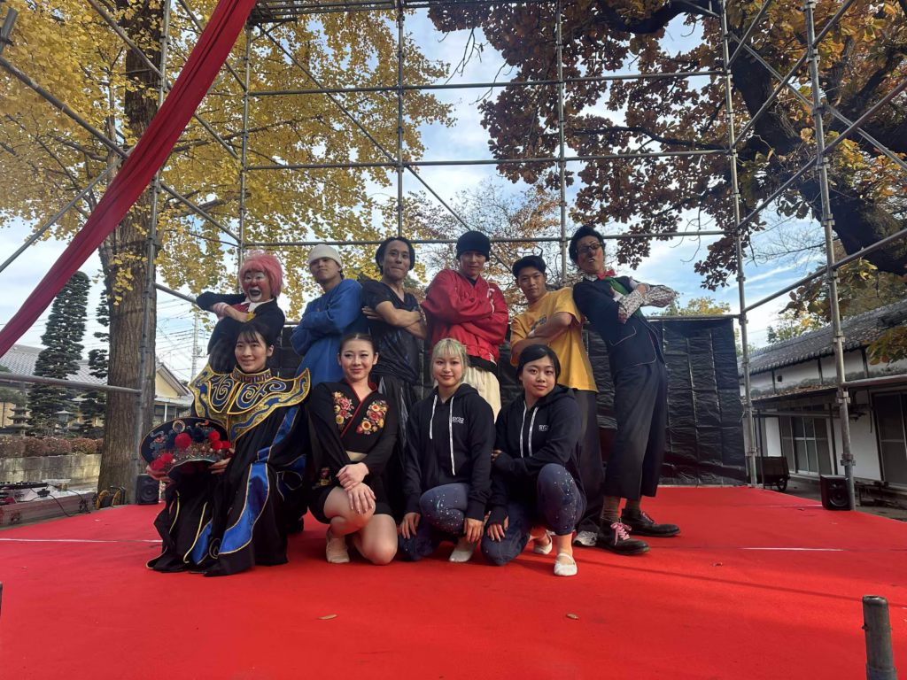 ファイヤーショー ゴールドサーカス 深谷 瑠璃光寺