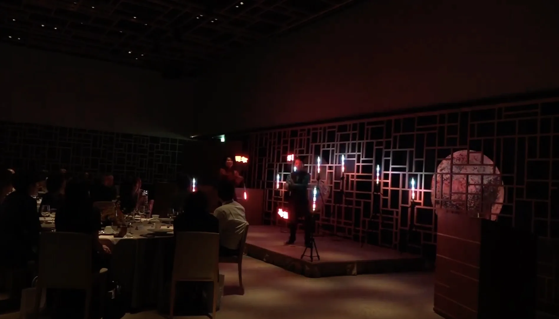 100周年記念の最後のLED演目